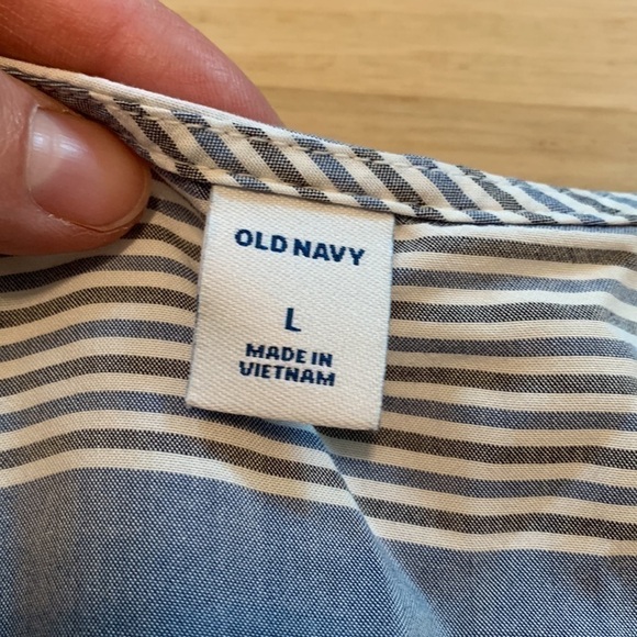 Old Navy Sleeveless V-Neck Striped Blouse White Blue & Gray Woman’s L - Picture 7 of 13